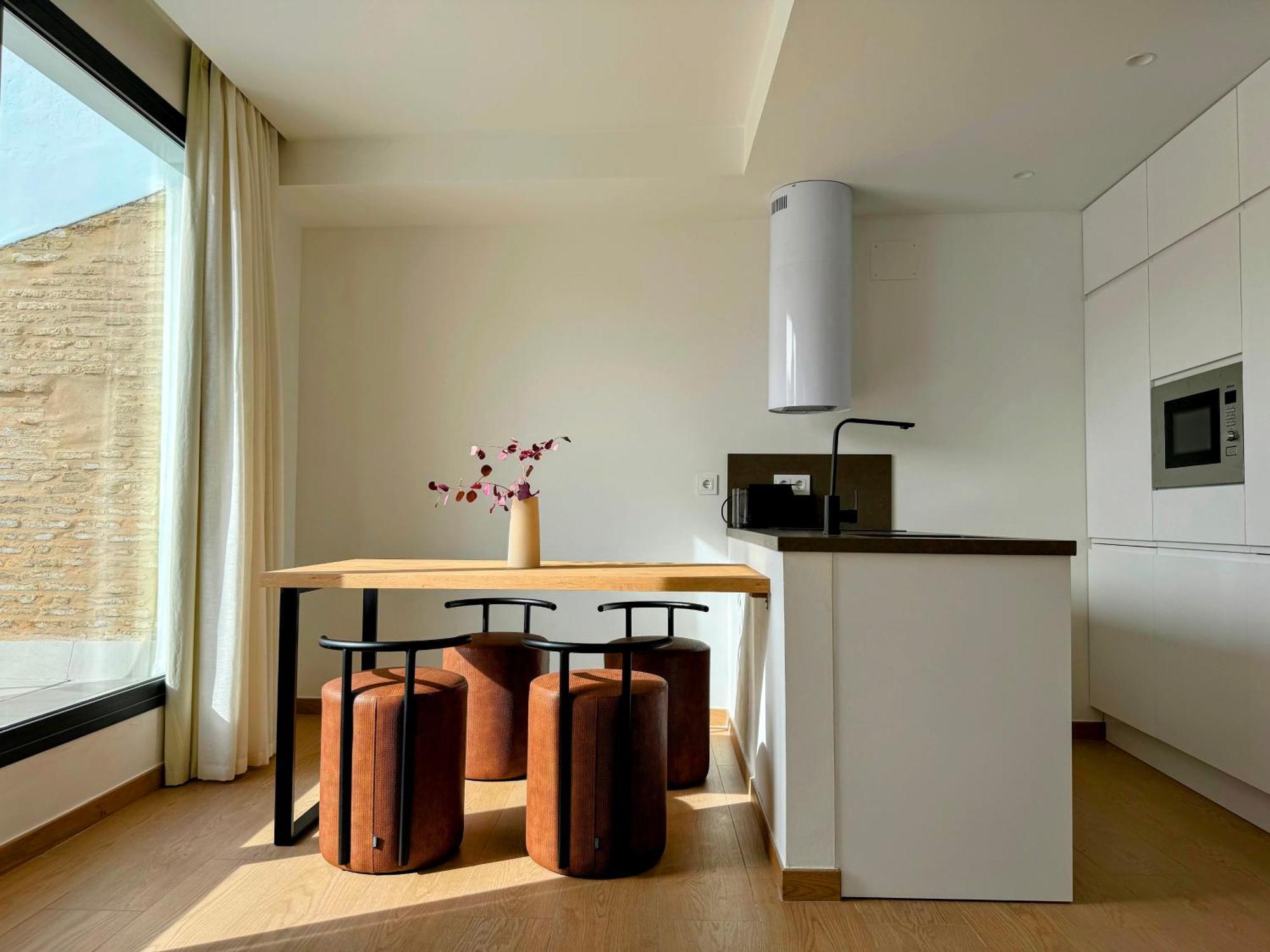 Redes Royale Apartments By Misterhost Sevilla Exteriör bild